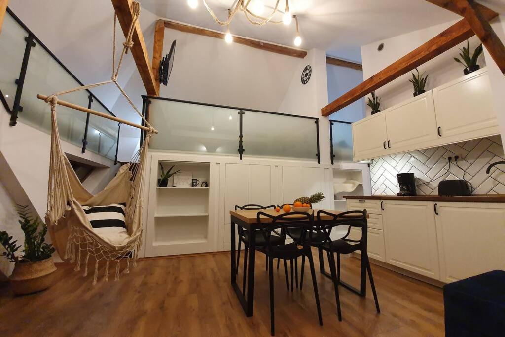 Koci Dom Loft Apartment Wieliczka Bagian luar foto
