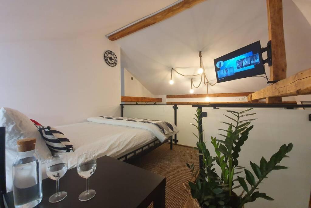 Koci Dom Loft Apartment Wieliczka Bagian luar foto